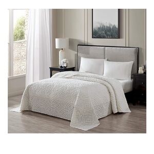 Amazon Cream Comforter Set
